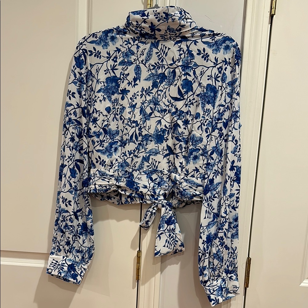 Open Back Blue and White Blouse with Cuffed Sleeves and Tie Back